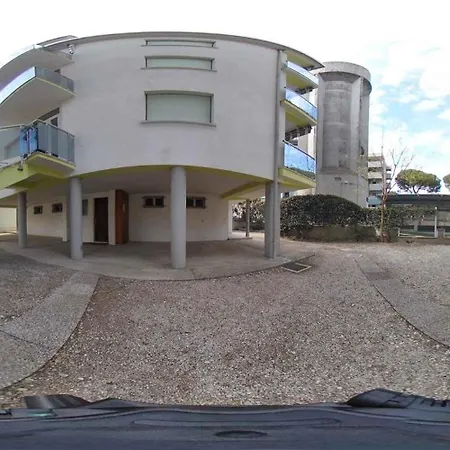 In 42753 * Lignano Sabbiadoro